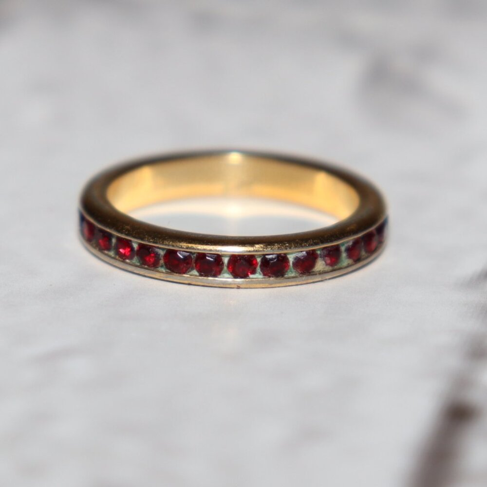 ❤️✨ Gold Infinity Ring · Size 5 · Red Rhinestones